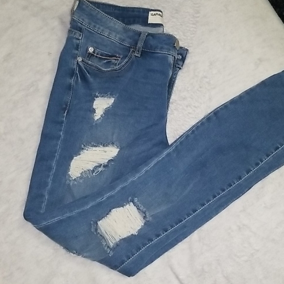 Garage Ripped Skinny Jeans - Picture 2 of 2